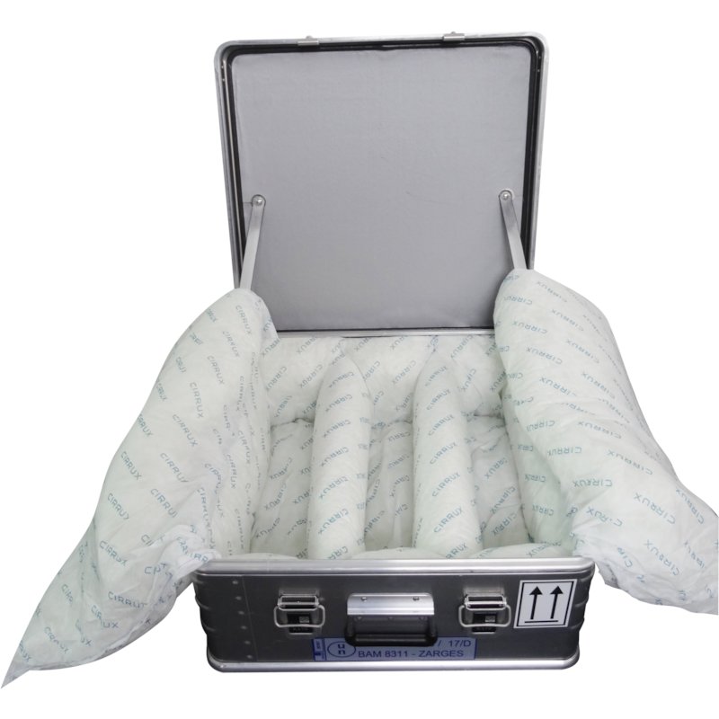 ZARGES K470 - Akku Safe: 67l, IM: 550x550x220mm mit feuerfestem Polster-/Aufsaugmaterial